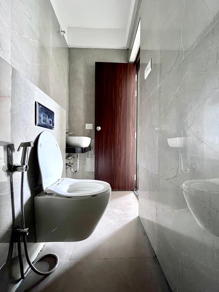 Attached Bathroom, raymond-ten-x-habitat 1 Bedroom 500 Sq.Ft. Apartment In Pokhran Road No Two Thane 9542158