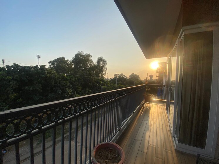 Balcony, sector 6 4 Bedroom 2000 Sq.Ft. Builder Floor In Sector 6 Panchkula 9542283