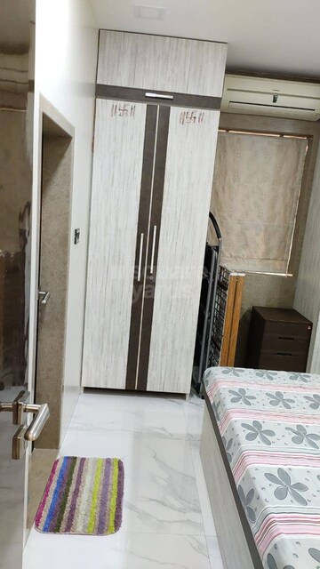 Master Bedroom in 2 BHK Apartment at Hem Darshn Apartment, Mulund West – for Sale