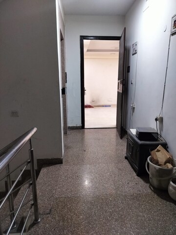 Staircase in 3 BHK Apartment at Parwani Jai Vilas, Bapu Nagar – for Rent