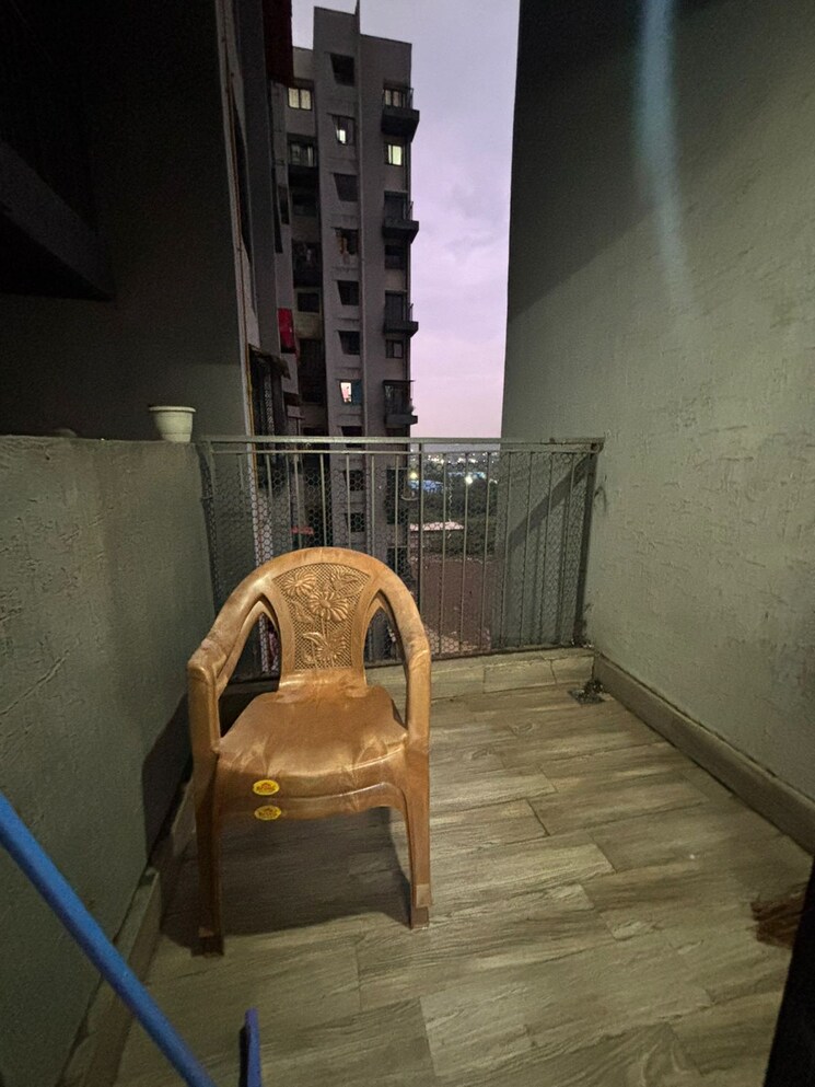 Balcony, dombivli east 1 Bedroom 550 Sq.Ft. Apartment In Dombivli East Thane 9542280