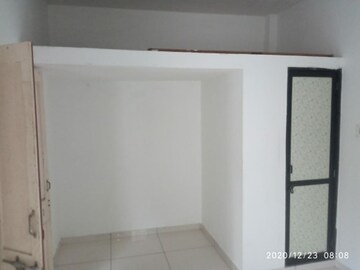 Room in 1 BHK Builder Floor at Chandlodia – for Rent