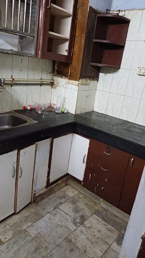 Kitchen in 2 BHK Builder Floor at Laxmi Nagar – for Rent