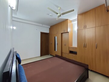 Room in 3 BHK Apartment at Bhartiya Nikoo Homes, Thanisandra Main Road – for Rent