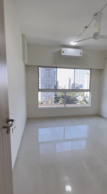 Bedroom in 2.5 BHK Apartment at Wadhwa Dukes Horizon, Chembur – for Sale