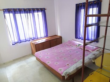 2 BHK Apartment For Rent in New Cg Road