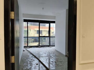 Room in  Office Space at JS Bal Ganesh Tower, Naupada – for Rent