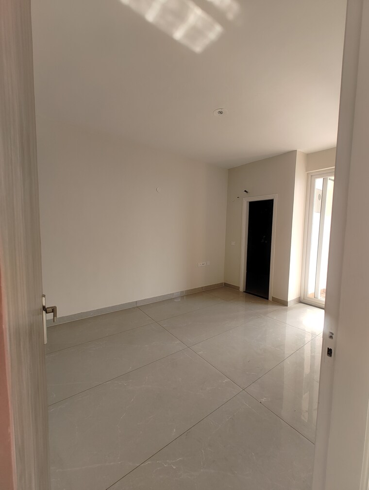 Room, sector 20 3 Bedroom 1805 Sq.Ft. Apartment In Sector 20 Panchkula 9542559