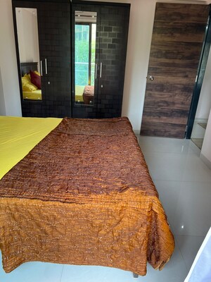 Bedroom in  Pg at Dn Nagar – for Rent