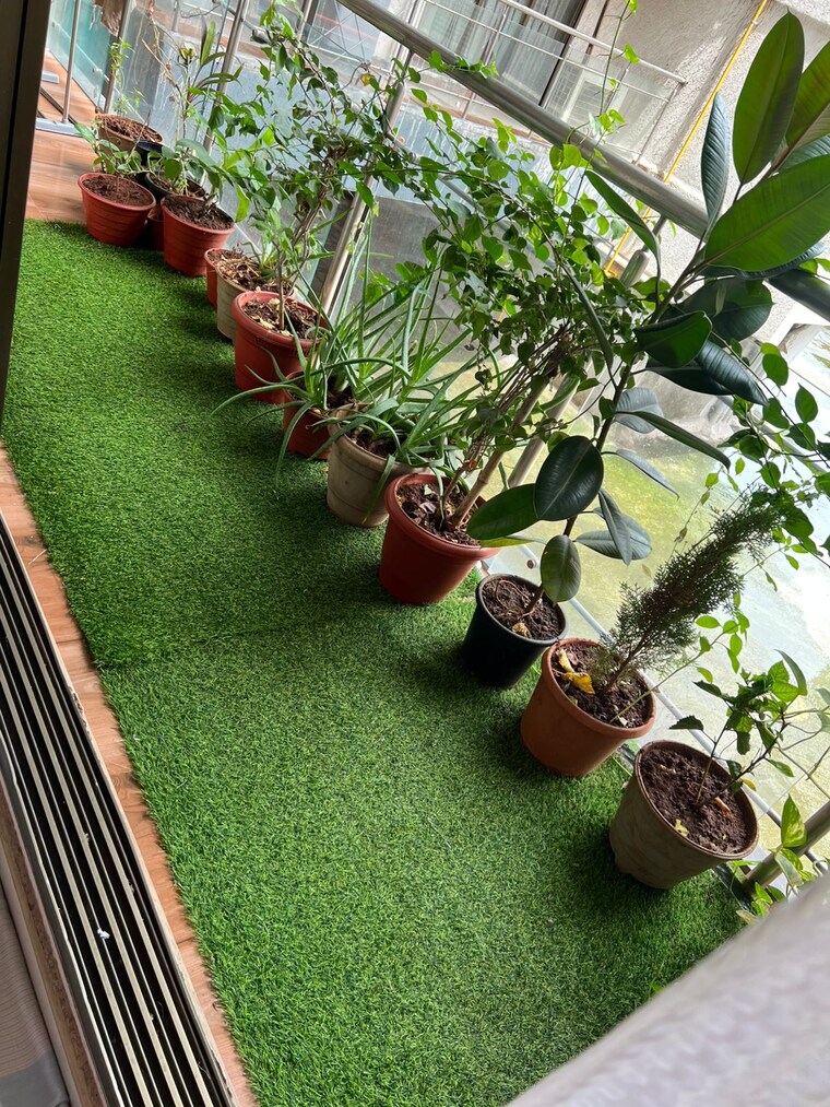 Garden, dn nagar Pg For Girls In Dn Nagar 9542582