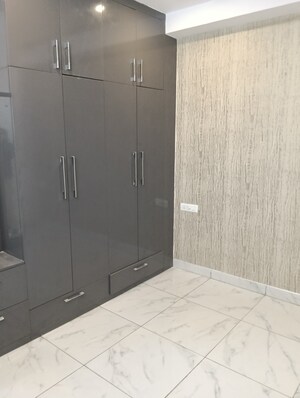 Room in 3 BHK Apartment at MS Enclave Zirakpur, Dhakoli – for Sale