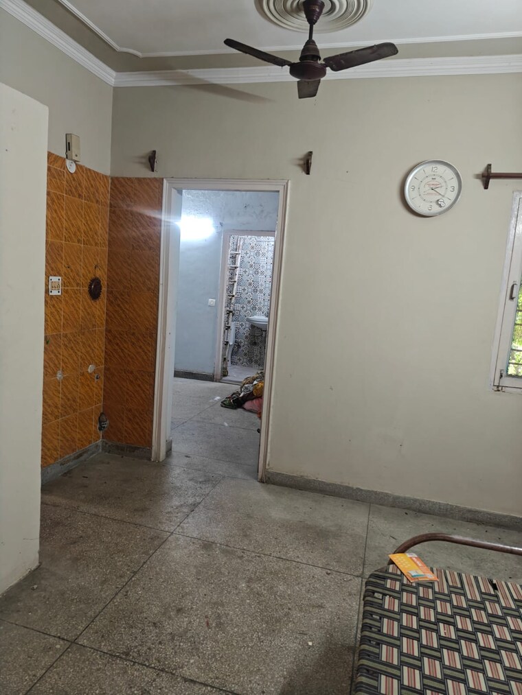 Room, patparganj 2 Bedroom 901 Sq.Ft. Apartment In Patparganj Delhi 9542553