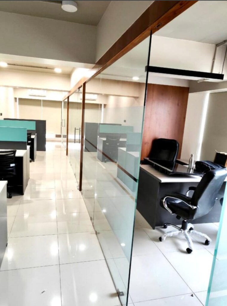 Team Area, shilp-epitome Commercial Office Space 1322 Sq.Ft. In Bodakdev Ahmedabad 9542562