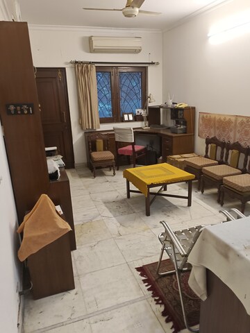 Living Room in 4 BHK Apartment at Shalimar Nest, Vasant Kunj – for Sale
