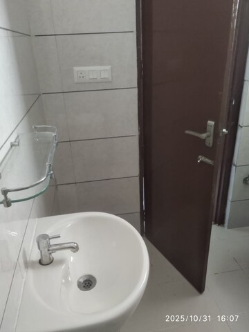 Bathroom in 3 BHK Apartment at SBP City Of Dreams Zirakpur, High Ground – for Rent