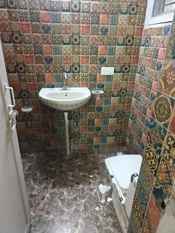 Bathroom in 2 BHK Builder Floor at Patparganj – for Rent