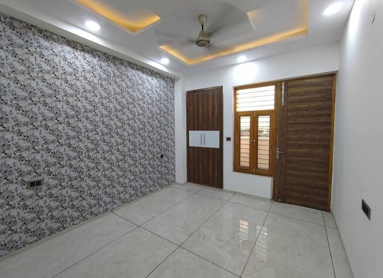 Room, anangpur 3 Bedroom 134 Sq.Yd. Builder Floor In Anangpur Faridabad 9542778