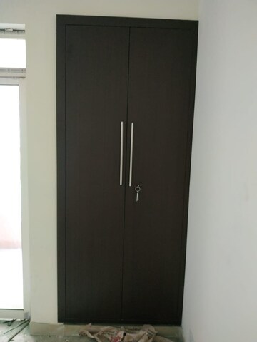 6 BHK Apartment For Sale in Clover Spring Homes, Sector 1 Greater Noida