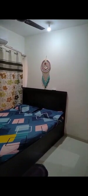 Furnished Amenities in 1 BHK Apartment at Bhoomi Samarth, Goregaon East – for Rent