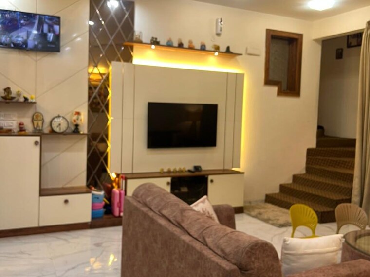 Team Area, kalyan nagar 5 Bedroom 3900 Sq.Ft. Independent House In Kalyan Nagar Bangalore 9542819