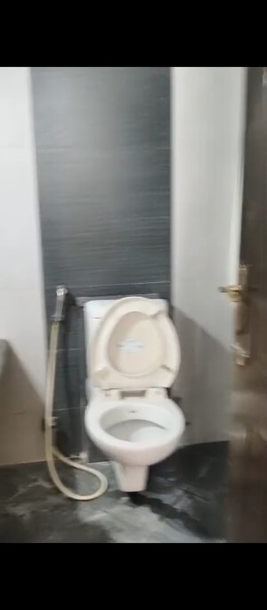 Bathroom in 1 BHK Apartment at Regency Estate, Dombivli East – for Rent