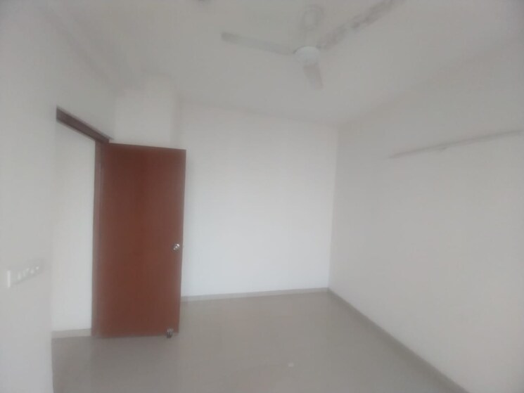 Room, sector 57 3 Bedroom 3230 Sq.Ft. Builder Floor In Sector 57 Gurgaon 9542859