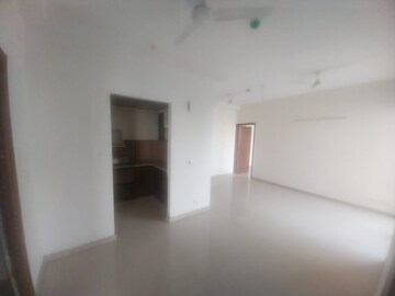 Room in 3 BHK Builder Floor at Sector 57 – for Rent