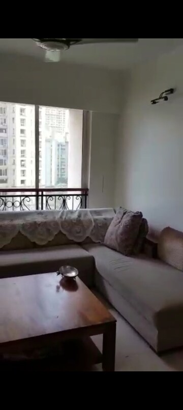 2 BHK Apartment For Rent in Hiranandani Meadows, Manpada