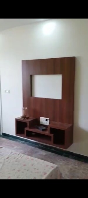 Furnished Amenities in 2 BHK Apartment at Hiranandani Meadows, Manpada – for Rent