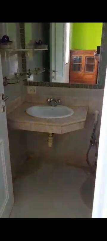 Bathroom in 2 BHK Apartment at Hiranandani Meadows, Manpada – for Rent