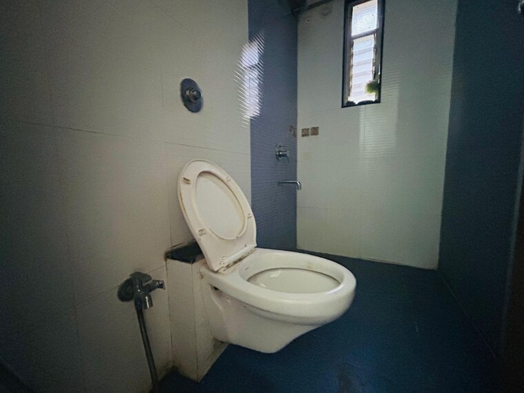 Bathroom, purava-srushti-apartment 2 Bedroom 750 Sq.Ft. Apartment In Nanded Pune 9542899