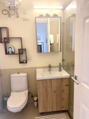 Attached Bathroom in 4 BHK Apartment at Emaar MGF Emerald Hills, Sector 65 – for Rent