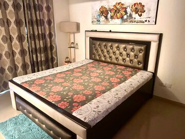 Bedroom in 4 BHK Apartment at Emaar MGF Emerald Hills, Sector 65 – for Rent