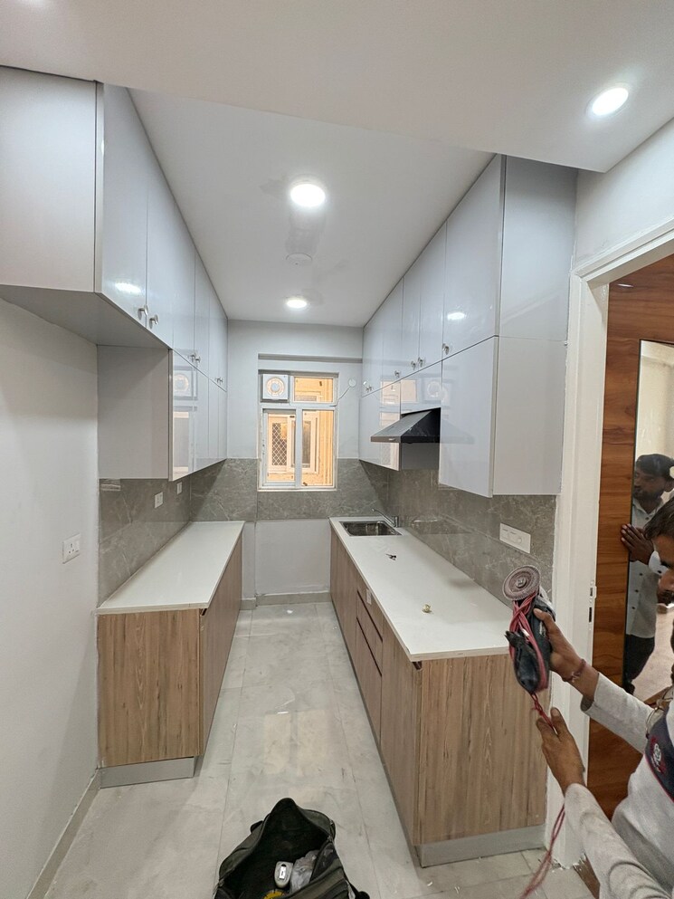 Kitchen, signature-global-city 3.5 Bedroom 2500 Sq.Ft. Apartment In Sector 37d Gurgaon 9542954