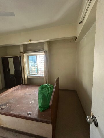 Room in 1 BHK Apartment at The Pearl Apartments, Kharadi – for Rent