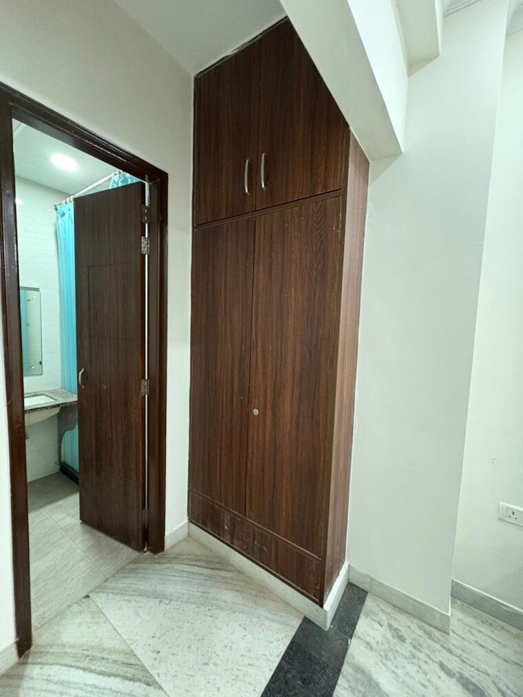 undefined, sector 31 1 Bedroom 690 Sq.Ft. Builder Floor In Sector 31 Gurgaon 9542977