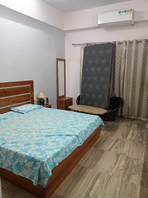 Bedroom in 1 BHK Apartment at Paramount Golfforeste, Zeta I Greater Noida – for Rent