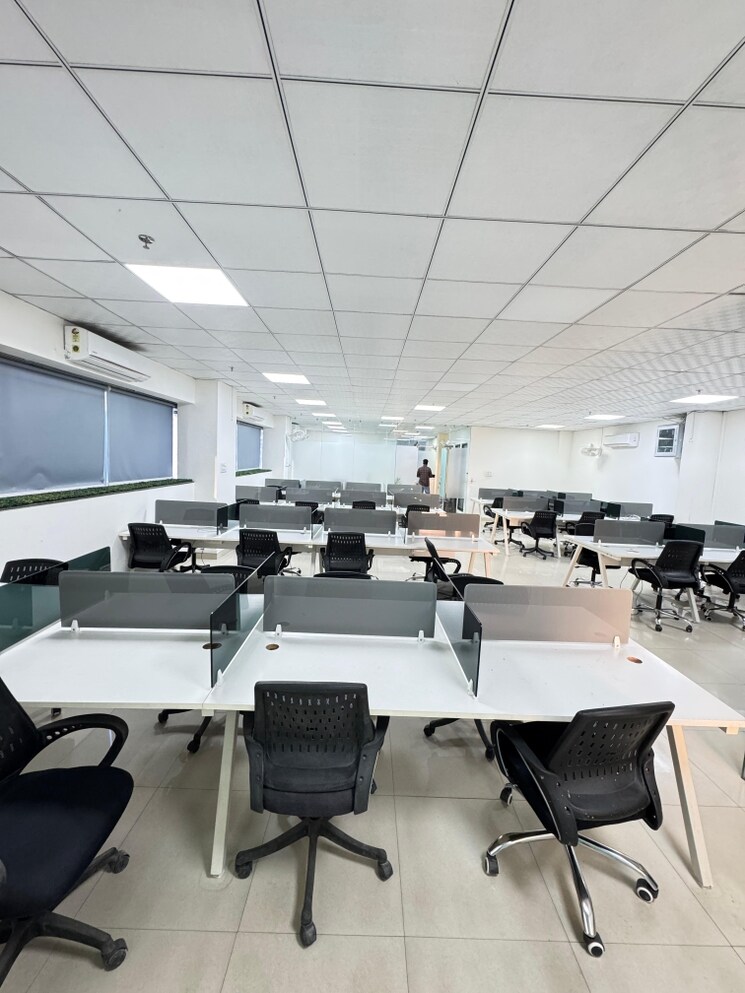 Team Area, sector 74 Commercial Office Space 2500 Sq.Ft. In Sector 74 Mohali 9543102