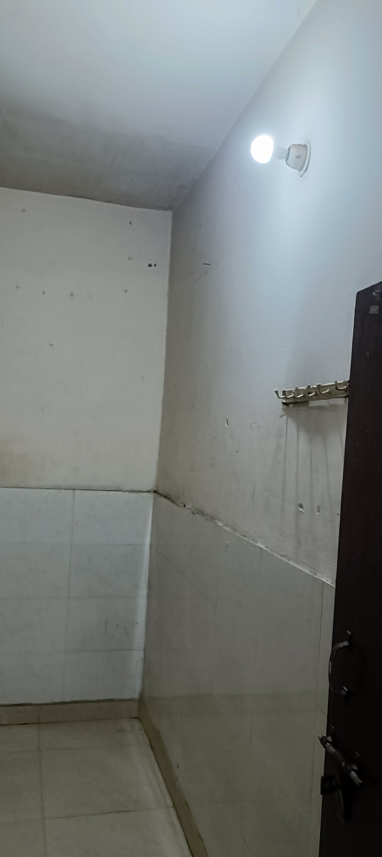 Bathroom, hark-sai-homes 2 Bedroom 800 Sq.Ft. Builder Floor In Sector 49 Noida 9543039