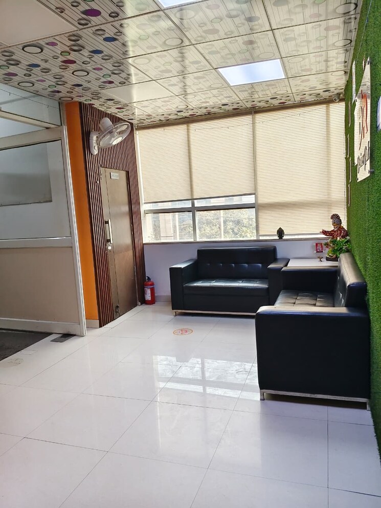 Kitchen, sector 63 Commercial Office Space 225 Sq.Ft. In Sector 63 Noida 9543100