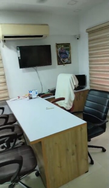  Office Space For Rent in Ashirwad Paras, Prahlad Nagar