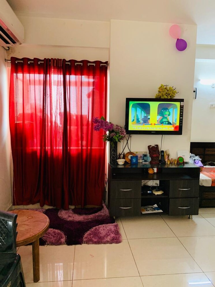 Living Room, express-zenith 2 Bedroom 608 Sq.Ft. Apartment In Sector 77 Noida 9543153