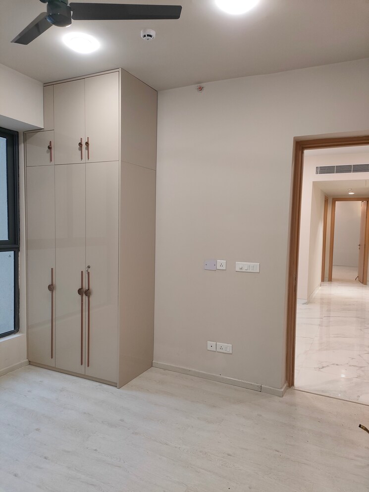 Room, m3m-heights 3 Bedroom 2040 Sq.Ft. Apartment In Sector 65 Gurgaon 9543124