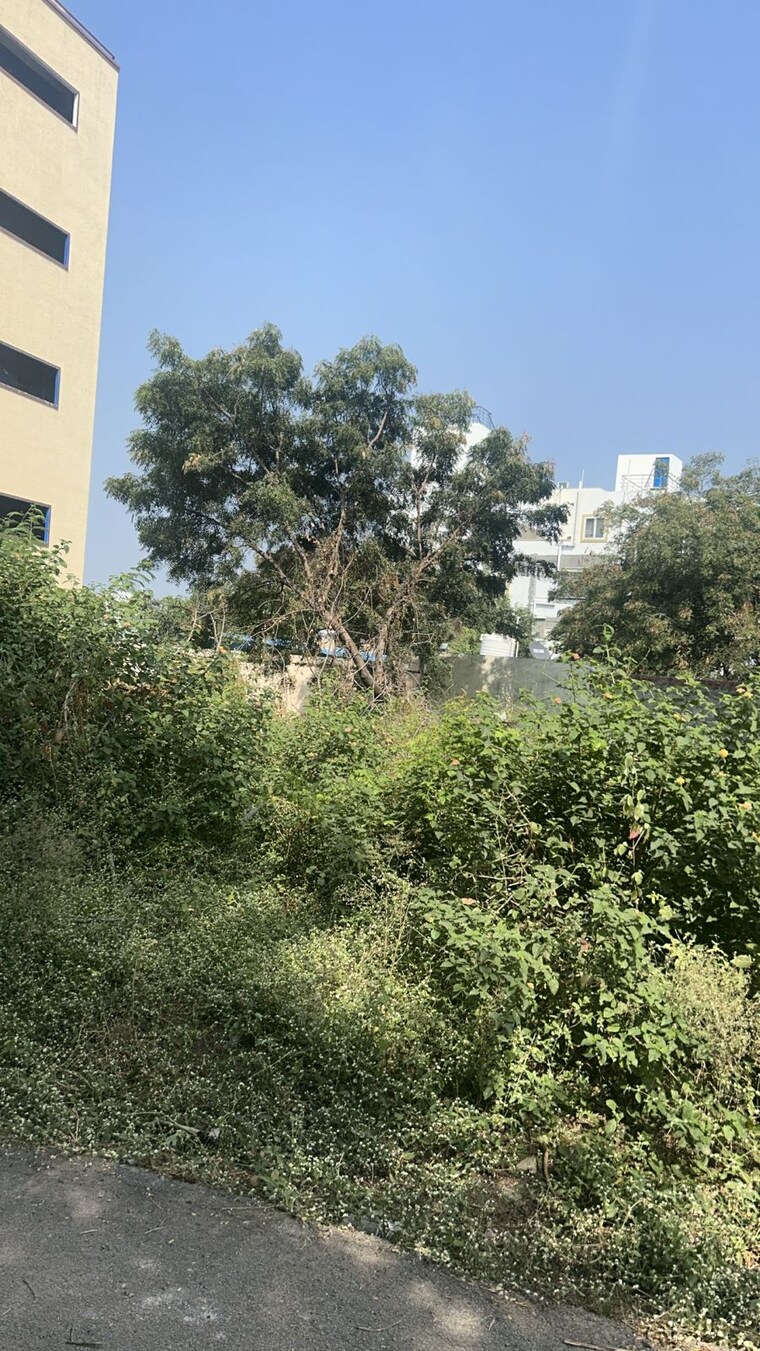 Garden, gachibowli  170 Sq.Yd. Plot In Gachibowli Hyderabad 9543071