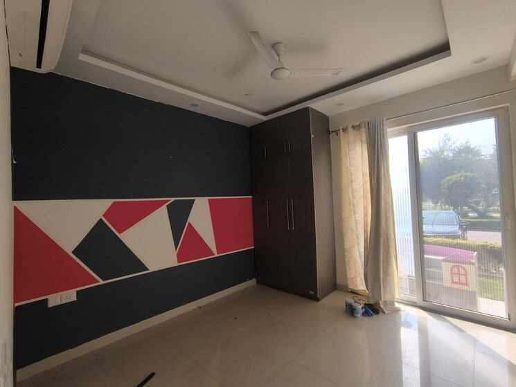 Bedroom, bptp-amstoria 3 Bedroom 2229 Sq.Ft. Builder Floor In Sector 102 Gurgaon 9543229