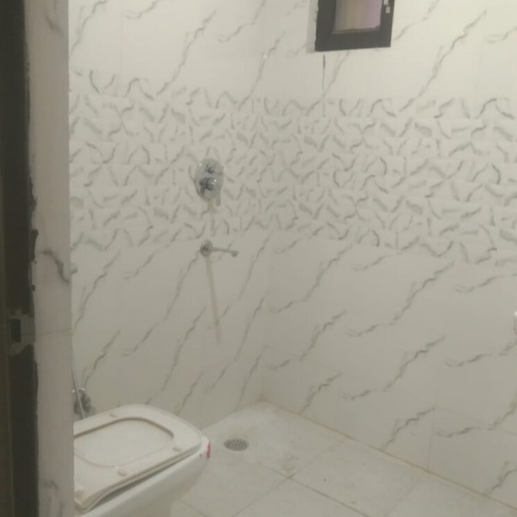 Bathroom, sector 22 2 Bedroom 1358 Sq.Ft. Builder Floor In Sector 22 Gurgaon 9543260