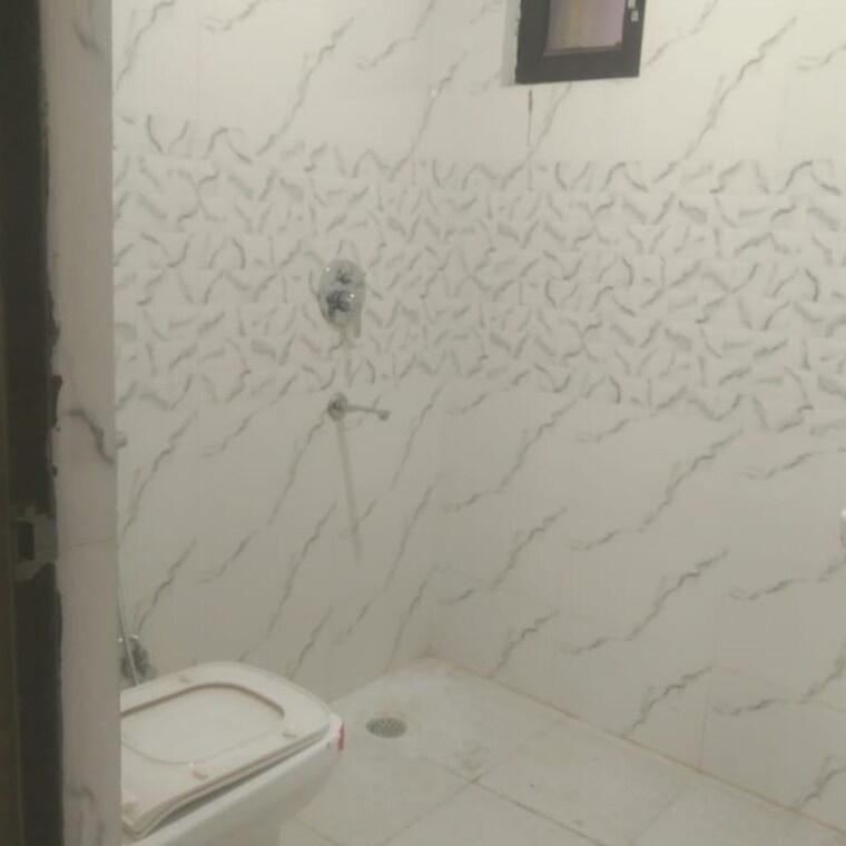 Bathroom, sector 22 2 Bedroom 1358 Sq.Ft. Builder Floor In Sector 22 Gurgaon 9543260