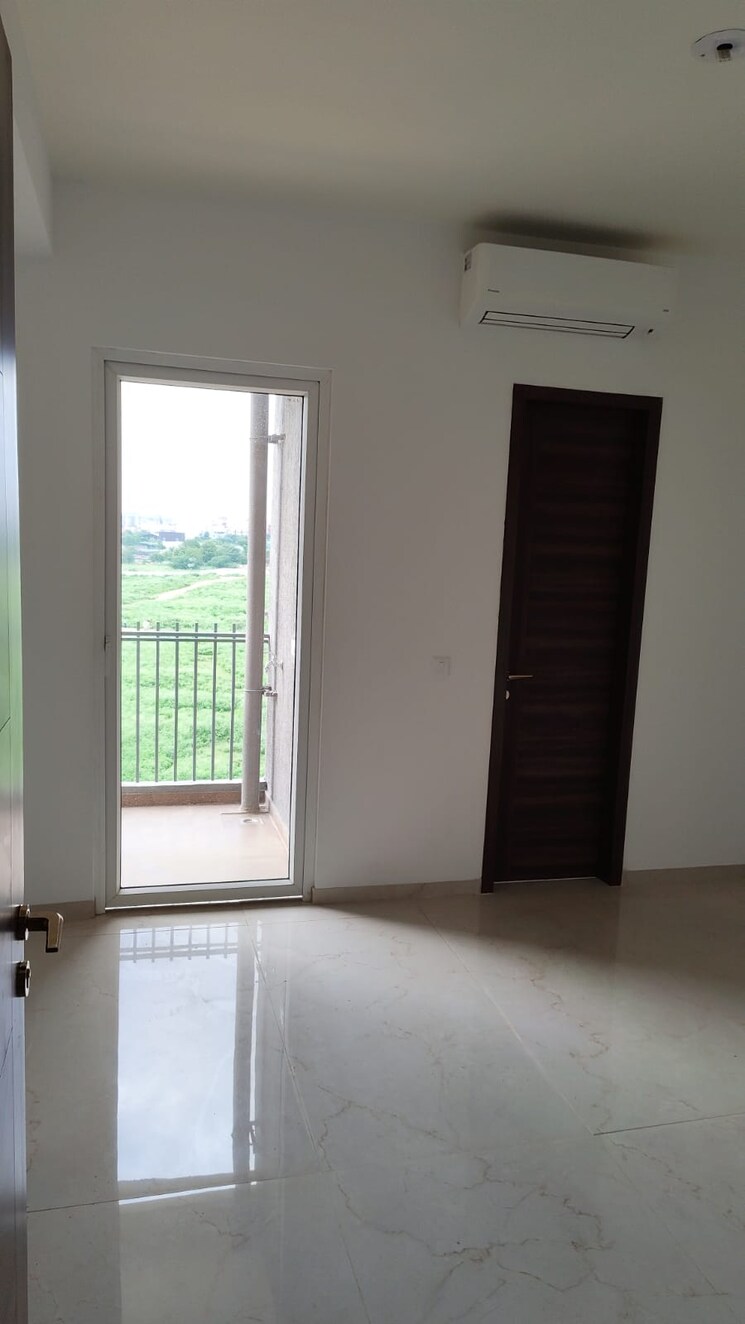 Room, smart-world-orchard 2 Bedroom 1150 Sq.Ft. Apartment In Sector 61 Gurgaon 9543180