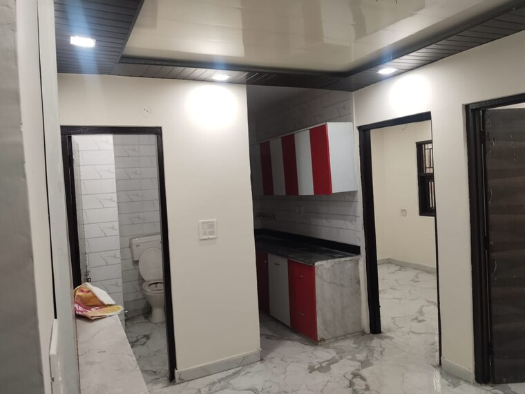 Room, rohini sector 17 2 Bedroom 500 Sq.Ft. Builder Floor In Rohini Sector 17 Delhi 9543318