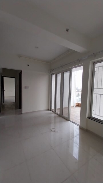 Room in 2.5 BHK Apartment at Kolte Patil Life Republic, Hinjewadi – for Rent